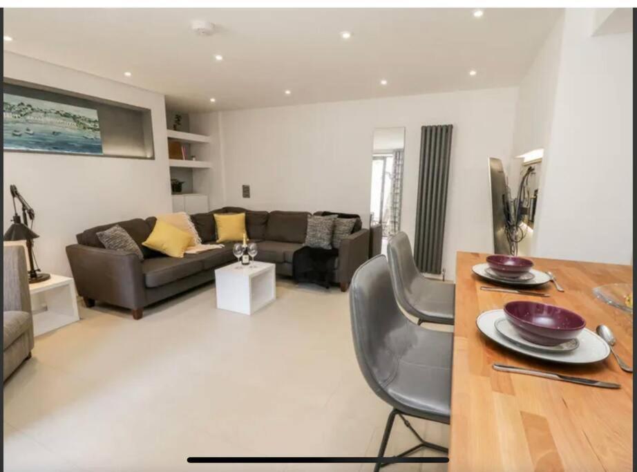 Hideaway @ The Esplanade Apartment Scarborough Bagian luar foto