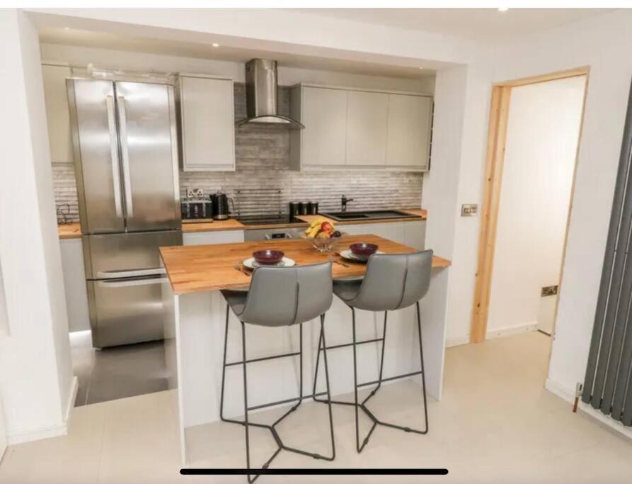 Hideaway @ The Esplanade Apartment Scarborough Bagian luar foto